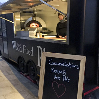 pizza mobile catering small